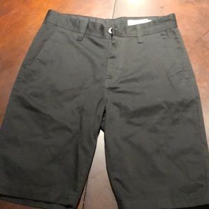 Volcom shorts size 29